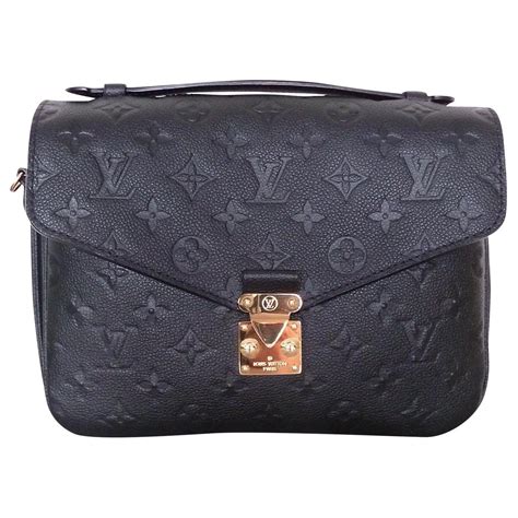 schwarze louis vuitton tasche